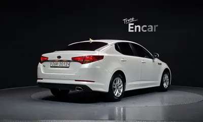 Kia K5 2011, 108824 км, за 3237.53 USD