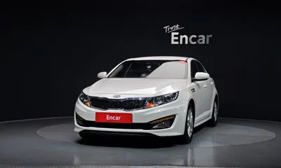 Kia K5 2011, 108824 км, за 3237.53 USD