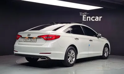 Hyundai Sonata 2015, 219719 км, за 3603.78 USD