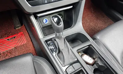 Hyundai Sonata 2015, 219719 км, за 3603.78 USD - фото 9