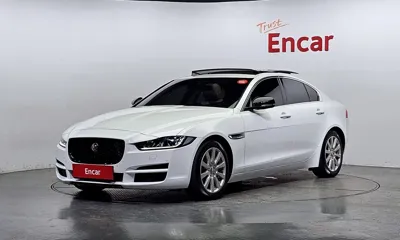 Jaguar XE · 2017 год