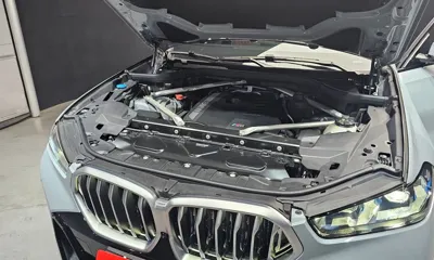 BMW X6 2025, 7904 км, за 88551.92 USD - фото 6