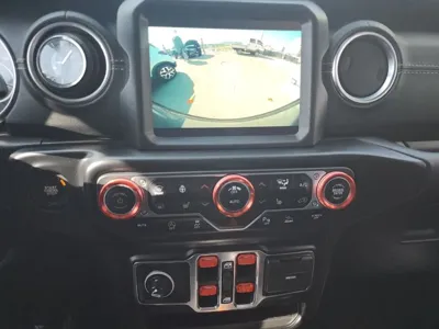 Jeep Wrangler 2021, 74100 км, за 25928.84 USD