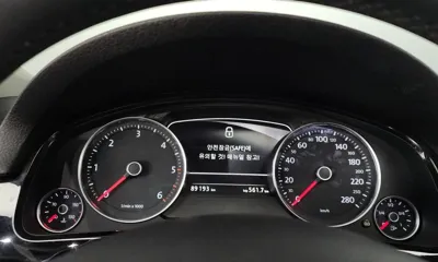 Volkswagen Touareg 2013, 89193 км, за 9035.95 USD - фото 8