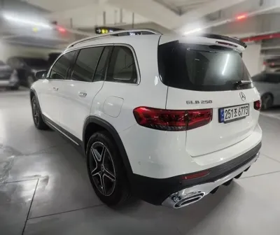 Mercedes-Benz GLB-Class 2021, 20100 км, за 25600.63 USD