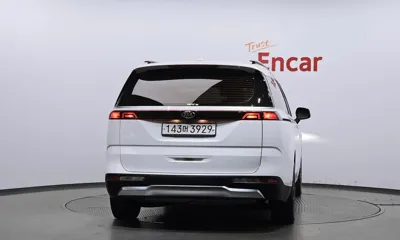 Kia Canival 2021, 98070 км, за 13529.34 USD