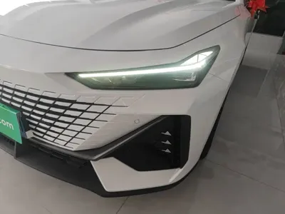 Changan UNI-V 2023, 48900 км, за 9564.26 USD - фото 24