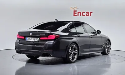 BMW 5-Series 2021, 81035 км, за 33046.33 USD