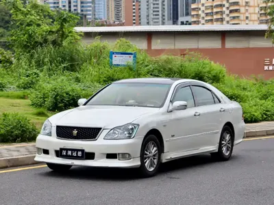 Toyota Crown · 2009 год
