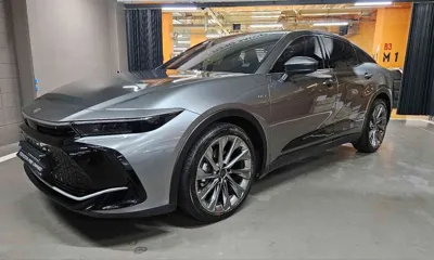 Toyota Crown · 2024 год