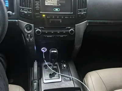 Toyota Land Cruiser 2009, 240000 км, за 24719.94 USD