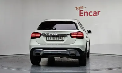Mercedes-Benz GLA-Class 2018, 115161 км, за 10011.05 USD