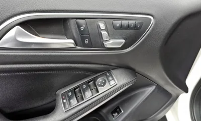 Mercedes-Benz GLA-Class 2018, 115161 км, за 10011.05 USD - фото 19