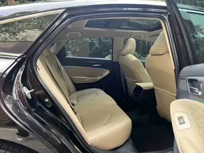 Toyota Avalon 2020, 66000 км, за 15736.18 USD - фото 9