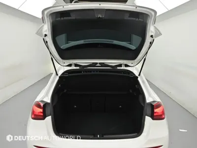 Mercedes-Benz A-Class 2024, 34029 км, за 17811.86 USD - фото 19
