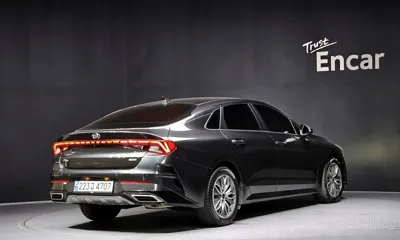 Kia K5 2020, 107748 км, за 11246.18 USD