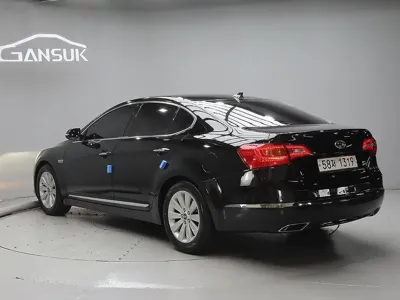 Kia K7 2011, 125281 км, за 2560.06 USD