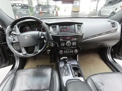 Kia K7 2011, 125281 км, за 2560.06 USD - фото 7