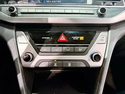 Hyundai Avante 2018, 147500 км, за 3386.08 USD - фото 13
