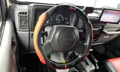 Jeep Wrangler 1998, 130176 км, за 11160.01 USD - фото 13