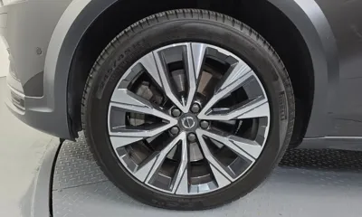 Volvo V90 2021, 64364 км, за 23959.56 USD