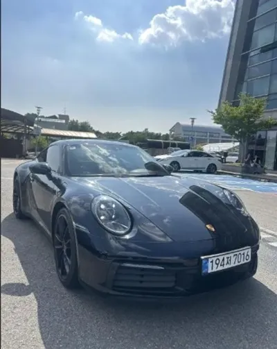 Porsche 911 · 2020 год