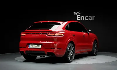 Porsche Cayenne 2021, 63726 км, за 59051.47 USD