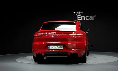 Porsche Cayenne 2021, 63726 км, за 59051.47 USD