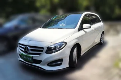 Mercedes-Benz B-Class · 2015 год