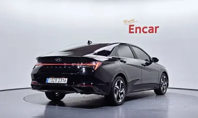 Hyundai Avante 2023, 41792 км, за 13326.39 USD