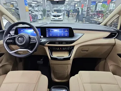 Buick GL8 Hybrid 2025, 6000 км, за 36212.11 USD