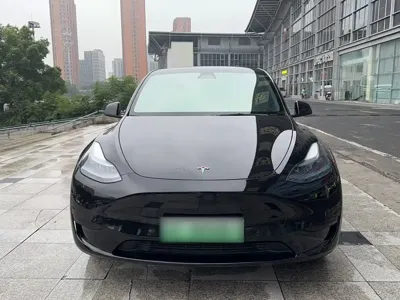 Tesla Model Y 2023, 51600 км, за 25749.94 USD