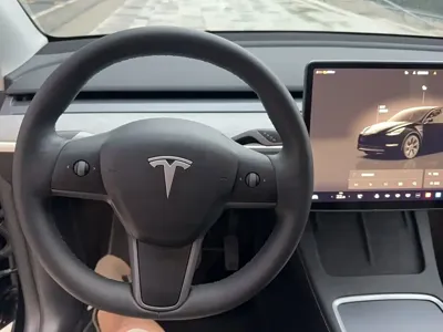 Tesla Model Y 2023, 51600 км, за 25749.94 USD - фото 13