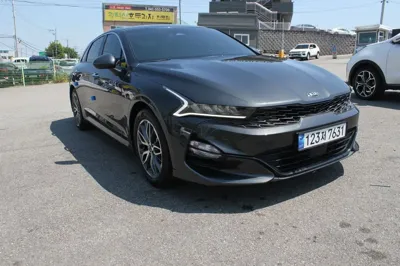 Kia K5 2021, 65000 км, за 11093.61 USD