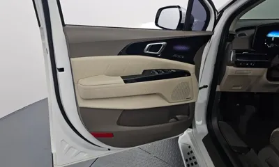 Kia Canival 2023, 75469 км, за 25732.91 USD - фото 24