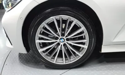 BMW 3-Series 2021, 114265 км, за 14763.03 USD