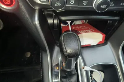 Honda Accord 2018, 82400 км, за 14989 USD - фото 14