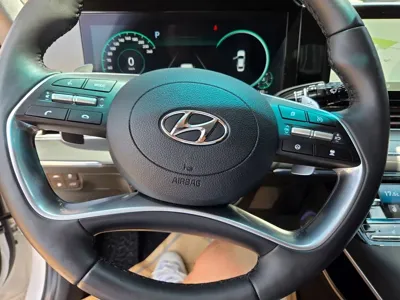 Hyundai Grandeur 2023, 90622 км, за 15229.09 USD - фото 8