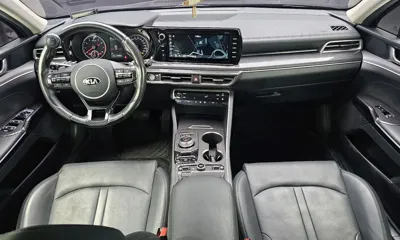 Kia K5 2020, 82420 км, за 10264.89 USD - фото 7