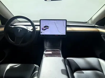 Tesla Model Y 2021, 69000 км, за 22041.95 USD - фото 10