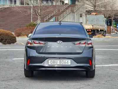 Hyundai Sonata 2018, 163000 км, за 6153.54 USD
