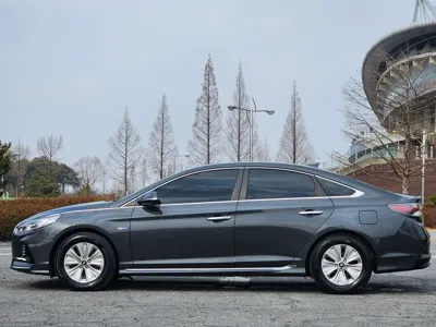 Hyundai Sonata 2018, 163000 км, за 6153.54 USD