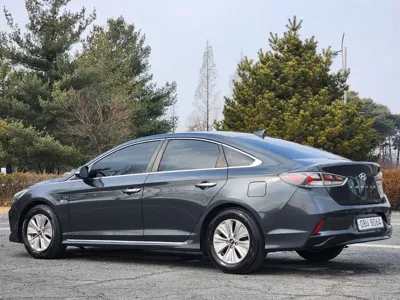 Hyundai Sonata 2018, 163000 км, за 6153.54 USD
