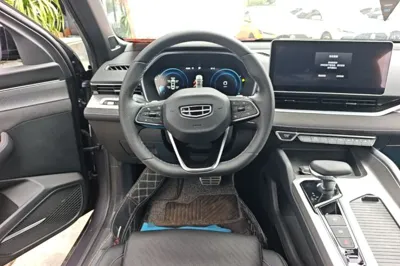 Geely Auto Preface 2024, 11000 км, за 15540 USD - фото 13