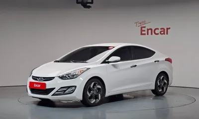 Hyundai Avante · 2012 год