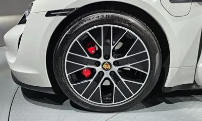 Porsche Taycan 2023, 31859 км, за 71854.24 USD