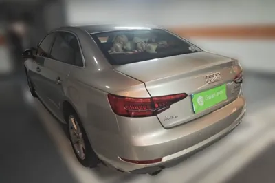 Audi A4L 2017, 52800 км, за 12512 USD