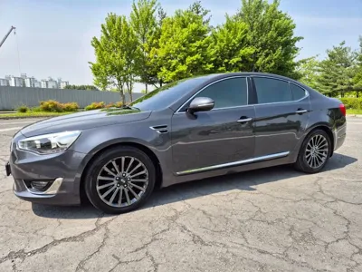 Kia K7 2013, 264277 км, за 2242.73 USD