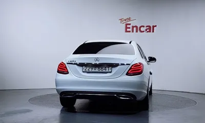Mercedes-Benz C-Class 2017, 184985 км, за 9706.85 USD