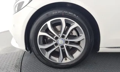 Mercedes-Benz C-Class 2017, 184985 км, за 9706.85 USD
